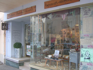 Artisan tapissier  Bourg de page dans la drome (26)